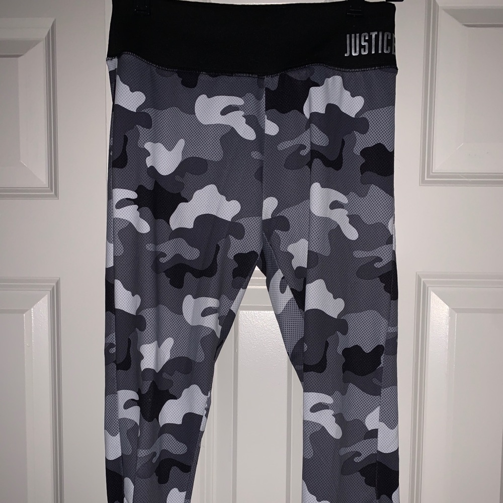 Justice Camo Capri